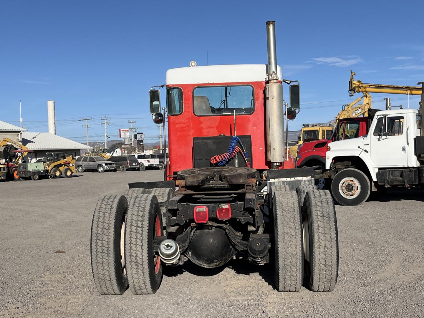 TRACTOCAMION KENWORTH W900